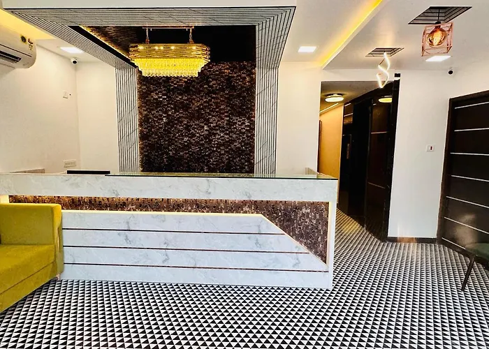 Greens Elite-Business Class Hotel Near Chennai Central Railway Station